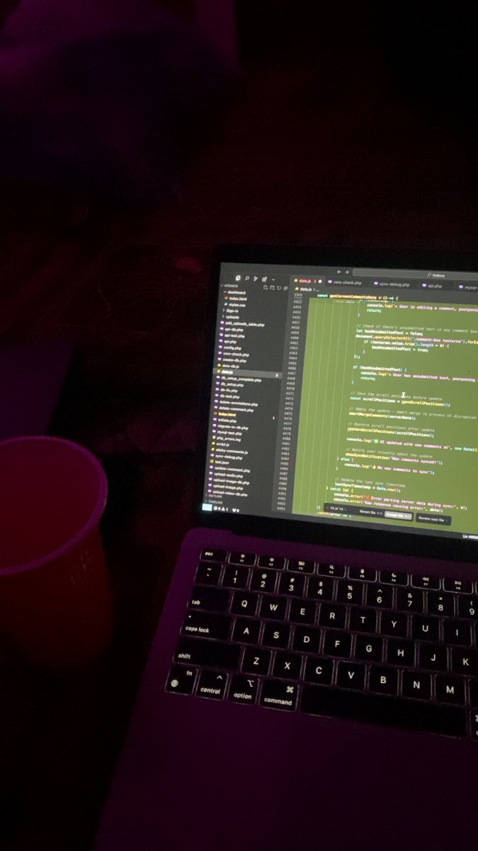 Sushantrai__'s tweet image. Is this how vibe coding looks like?
