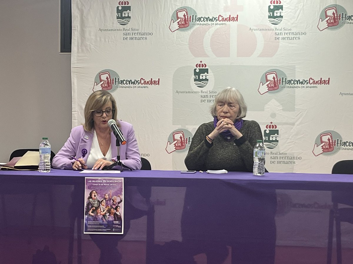 MujeresCCOOMad's tweet photo. Hoy en #SanFer con las @ccoohenares, ponencia de #MarisaCastro hablando sobre la memoria democrática de las #mujeres (miembros de las @pensCCOOMadrid #8M2025 https://t.co/HBivMijQAS