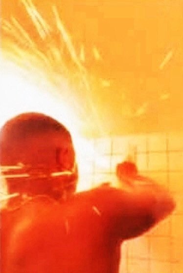 A porque transcender a matéria é feio

Davi Brito sendo horroroso: