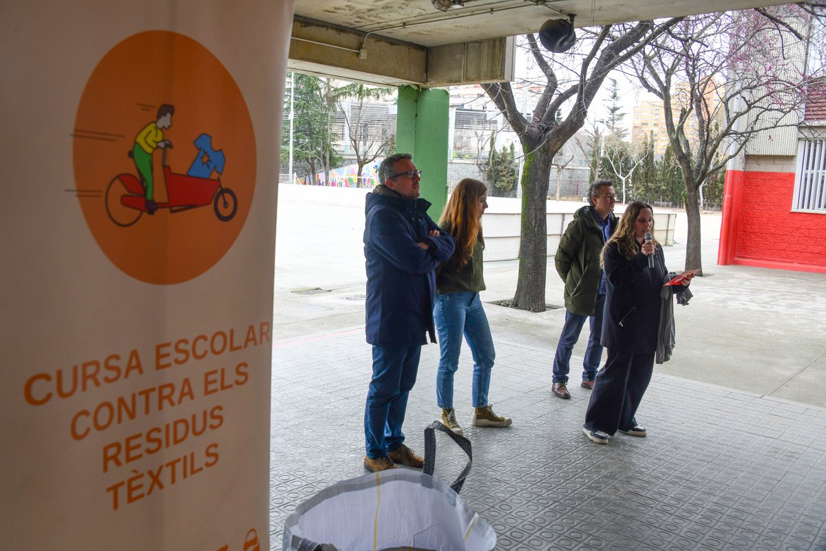 Més de 275 alumnes de Rubí competeixen en una nova Cursa Escolar contra els residus, enguany centrada en els tèxtils diariderubi.com/mes-de-275-alu… #rubicity <a href="/afamontessori/">AFA Escola Montessori Rubí</a> <a href="/montessorirubi/">ESCOLA MONTESSORI</a> @IETeresaAltet
<a href="/PauCasals_Rubi/">Comunitat educativa Pau Casals</a> <a href="/AFAEscolaBosc/">#VolemEscolaDelBosc #ProuBarracons</a>