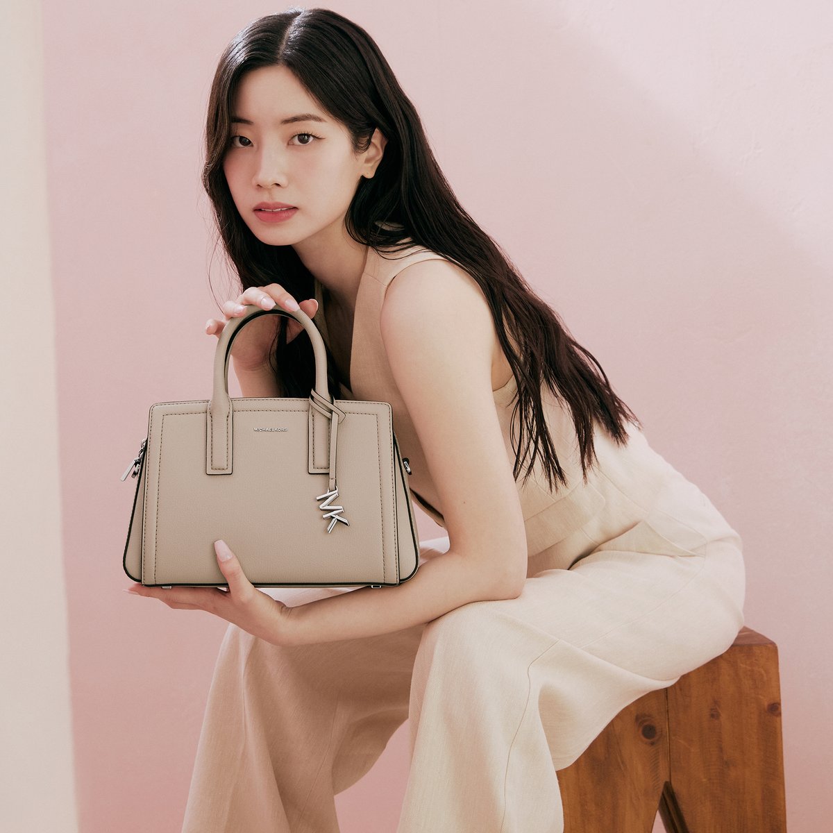 Global Brand Ambassador #Dahyun stars in our Spring 2025 campaign.

michaelkors.com/new/