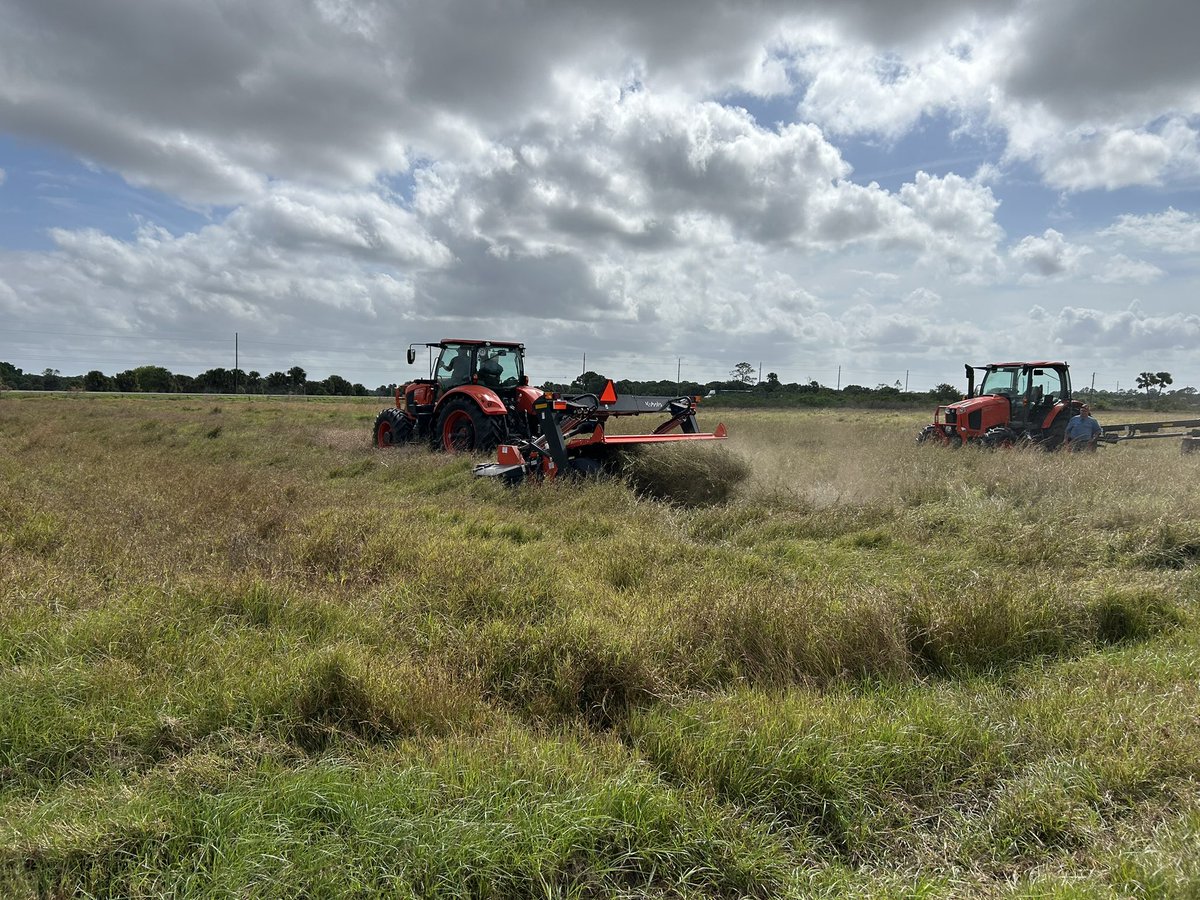 dhebert1996's tweet image. Last week our Canadian dealers had the opportunity to join us in Florida for our 2025 Sales Pro National Training Event. This was an opportunity to gain knowledge and get hands on with our hay tools line up in the month of March in preparation for the haying season ahead!
