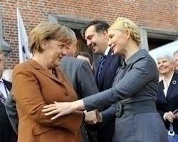 mneumatron's tweet photo. @MarceVann #Timoshenko, quella che voleva sterminare 8 milioni di russi in Ucraina con la bomba atomica? E' una barzelletta, spero.
https://t.co/G1QCTWmf2h https://t.co/lXmylnr5hu