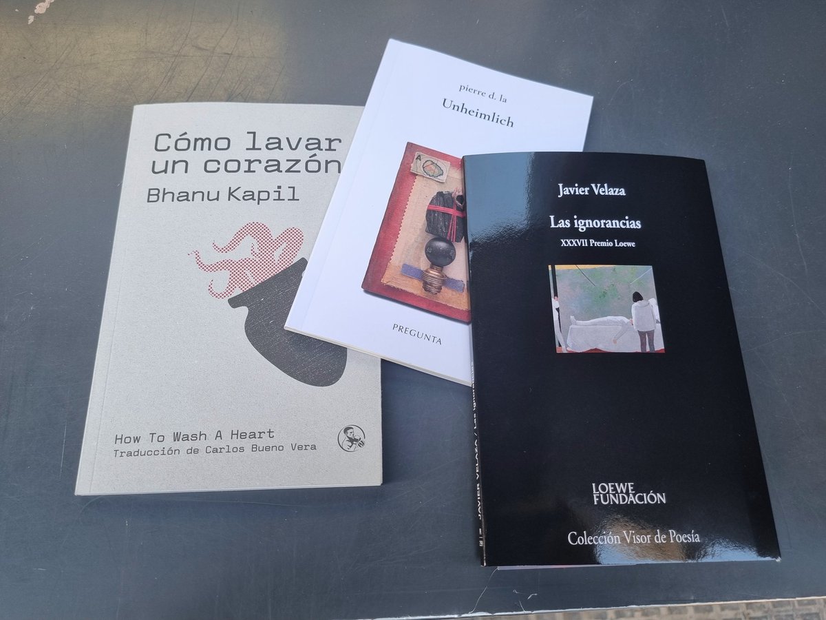 Tres poemarios que prometen.