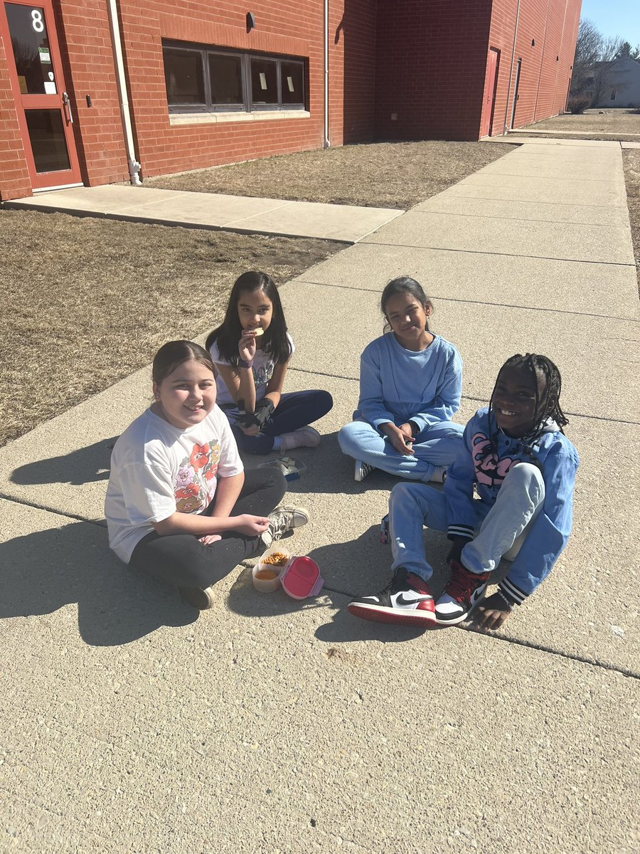 Stephanie Acevedo (@mrsaceinitin4th) on Twitter photo First day of IAR testing is done and what better way to celebrate than enjoy our snack outside on this beautiful, spring like day ☀️
<a href="/CowlishawKoalas/">Cowlishaw Elementary School</a> First day of IAR testing is done and what better way to celebrate than enjoy our snack outside on this beautiful, spring like day ☀️
<a href="/CowlishawKoalas/">Cowlishaw Elementary School</a>