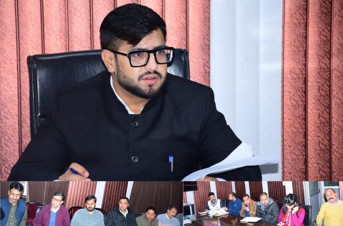 jkmediasocial's tweet photo. DC Rajouri #reviews execution of District #EnvironmentPlan
Seeks focus on #Cleaner, #Greener surroundings
DC Rajouri instructed all #departments to submit progress reports on their respective environmental initiatives and directed EO Municipalities to ensure strict enforcement of waste segregation and disposal guidelines in their jurisdictions.
@DioRajouri @diprjk