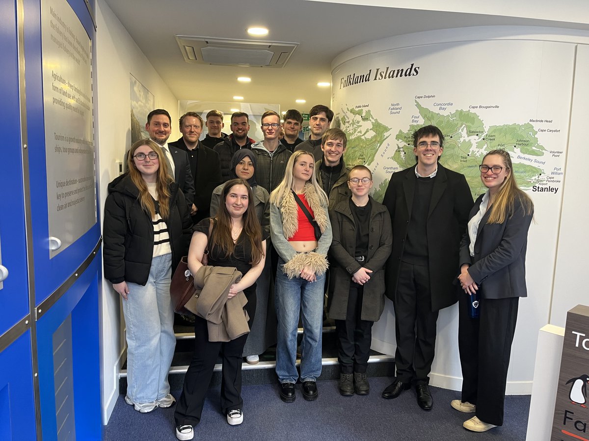 Back from London w/ <a href="/edgehill/">Edge Hill University</a> Politics students, great to visit <a href="/HouseofCommons/">UK House of Commons</a>, <a href="/UKHouseofLords/">House of Lords</a>, <a href="/UKSupremeCourt/">UK Supreme Court</a>, <a href="/LDN_gov/">London Gov</a>, &amp; <a href="/FalklandsinUK/">FalklandsinUK</a>. Thanks to <a href="/AshleyDalton_MP/">Ashley Dalton MP</a>, Lord Lingfield, <a href="/ElisabethPop13/">Dr. Elisabeth Pop</a>, <a href="/Prunedetuica/">Ruxandra Trandafoiu</a>, <a href="/elinniawills/">Elin Nia Williams</a>, <a href="/DannyBowman10/">Danny Bowman</a> &amp; others for a wonderful trip!