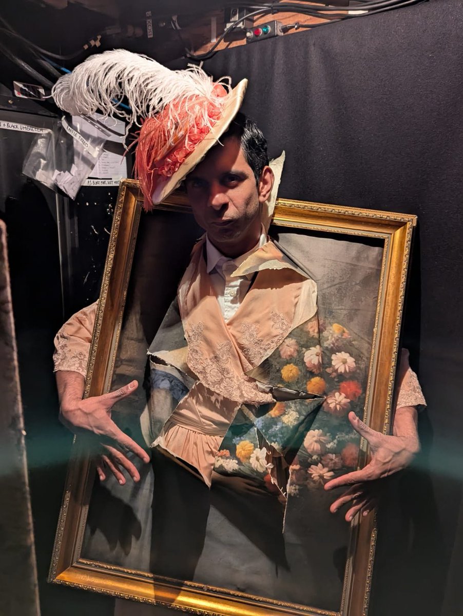 Mitesh Soni (@miteshsoni_1) on Twitter photo Hang me in the louvre.
Final 2 weeks of The Autobiography of a Cad <a href="/WatermillTh/">Watermill Theatre</a>
🎟️ watermill.org.uk/cad Hang me in the louvre.
Final 2 weeks of The Autobiography of a Cad <a href="/WatermillTh/">Watermill Theatre</a>
🎟️ watermill.org.uk/cad