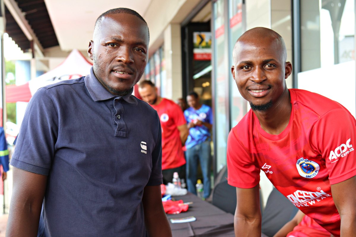 Siwelele_FC's tweet photo. Thank you, @ACDCExpress! 🙌
Thankful for the energetic welcome and the incredible support. We appreciate you! Here’s to growing together! 💙⚡
#MatsatsantsaUnified | #EverythingElectrical https://t.co/PdktvxWynv