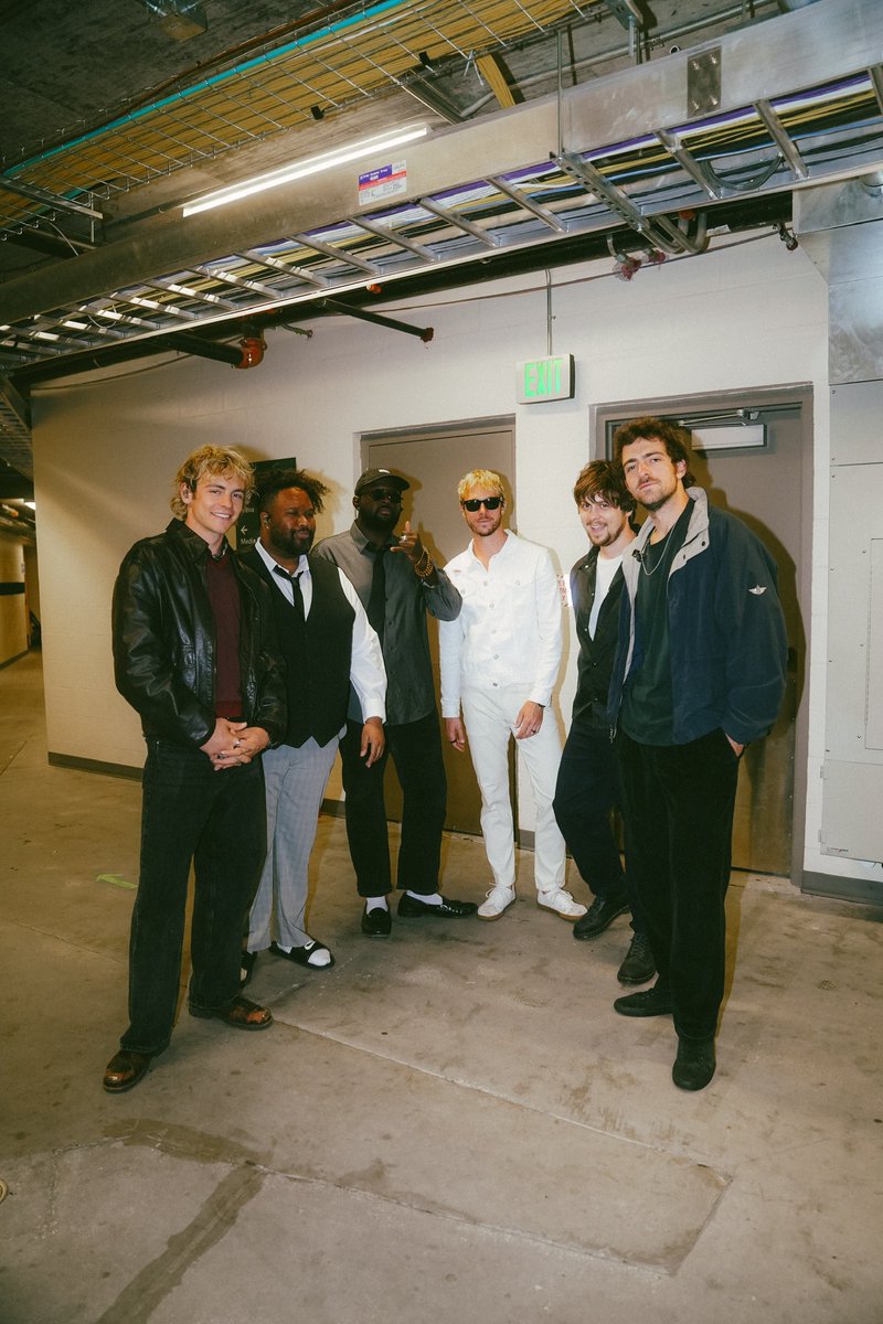 thedriverera's tweet photo. YUENGLING CENTER. TAMPA. THANK YOU. 

BAMA TONIGHT. https://t.co/4Y2j2Uazes