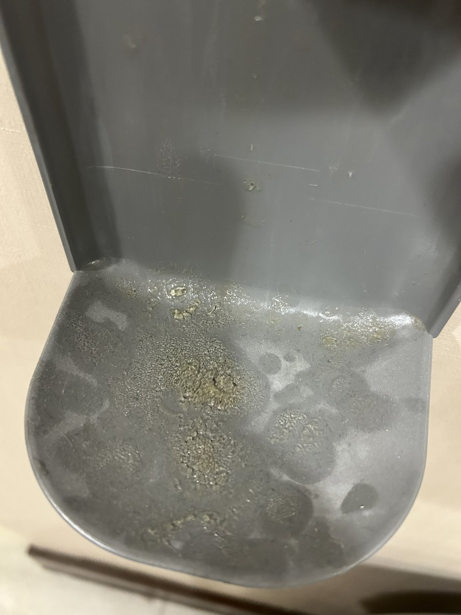 DrRetweets's tweet image. The disgusting microbial reality of hand sanitizer dispensers that you do not clean regularly..😷This was also true with the hand dryers that blow microbes 🦠 around when your hands aren’t cleaned thoroughly. #CovidProtocols👎🏽