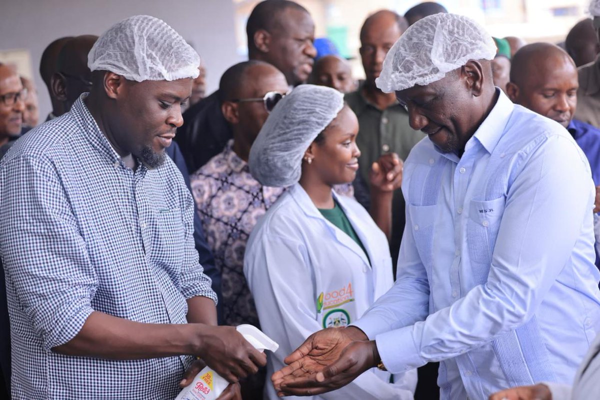 kreatv_'s tweet image. Naskia Sakaja aliosha Ruto kwa chuo flani uku jiji😆😅🤣

Rain,Uhuru Kenyatta,Matiangi,Jesus Winner Ministry,Arati,Raila,Roysambu,Ruto,Satan,Murkomen,Joho,Gachagua,Nyanza,#OccupyJesusWinners #OccupyStatehouse #OccupyChurches ,Kindiki