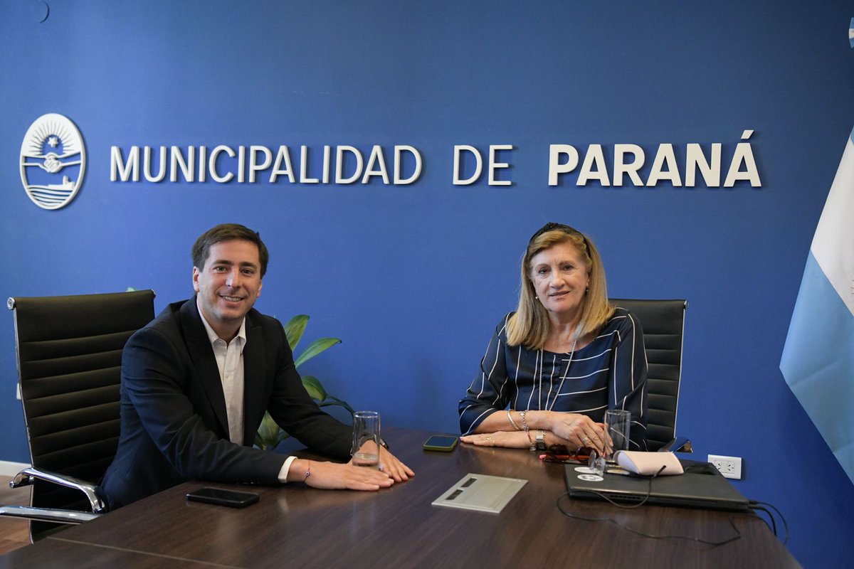 Con el Secretario General de la Gobernación Mauricio Colello hicimos un intercambio sobre obras en la ciudad y el trabajo compartido del Gobierno Provincial con la Municipalidad de Parana.