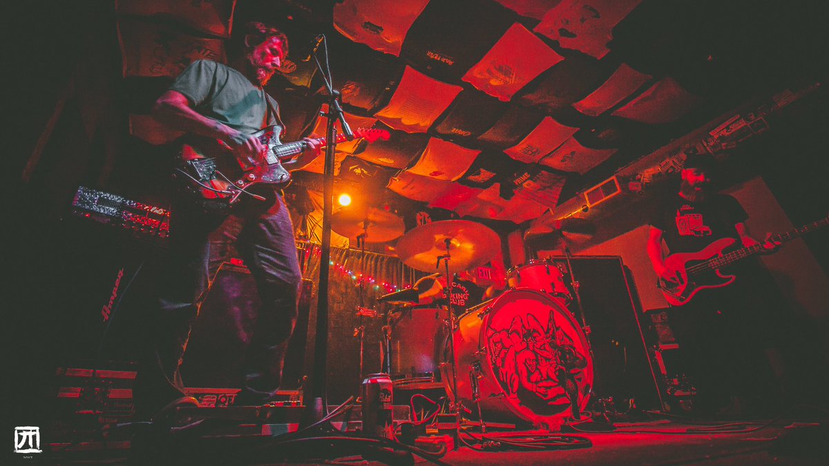 03.10.18
Pittsburgh, PA | Howlers
📸 Available Light