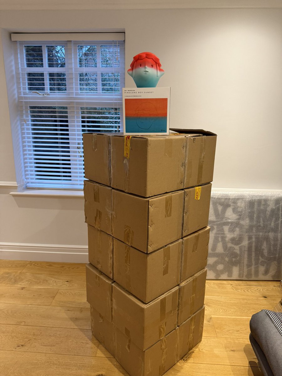 Reformed digital hoarder here 👋 This is what happens when you try and trade NFT’s. 20 <a href="/TheGoda_io/">Gallery Of Digital Assets ⚪️</a> Pass’s = 20 <a href="/iwamura_en/">岩村 遠</a> Pinecone Boy: Sunset.