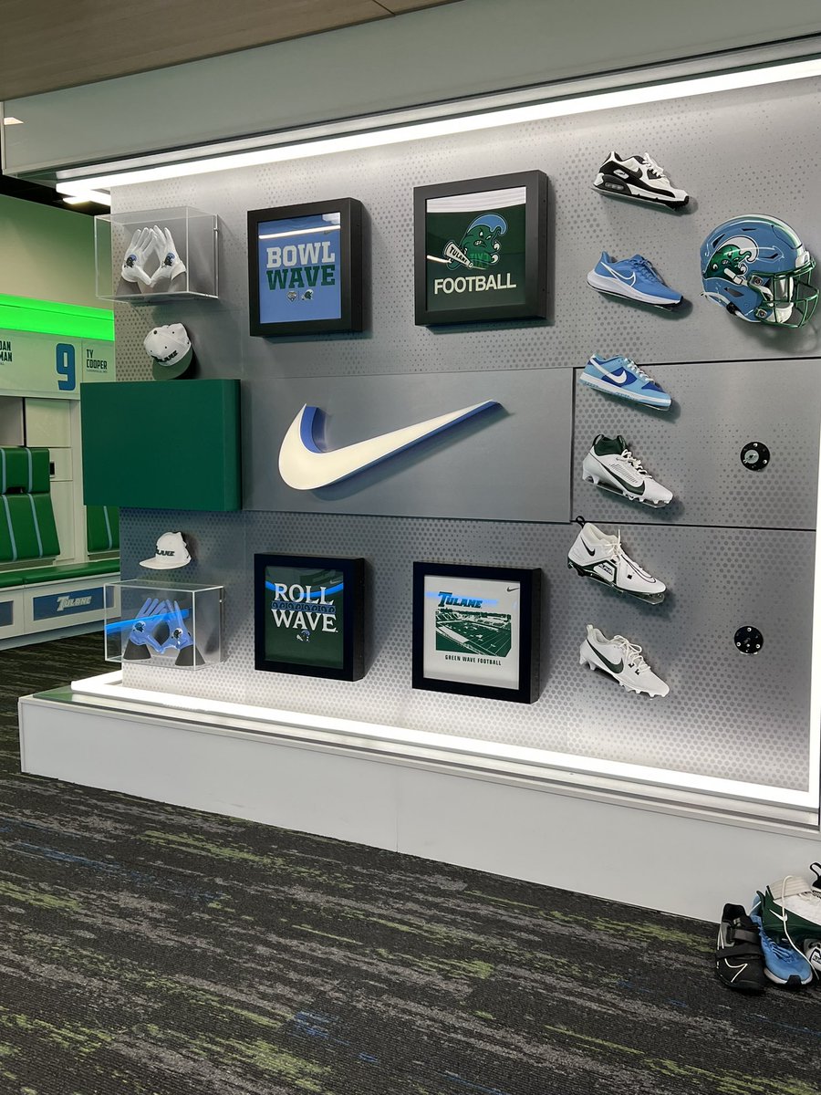 Thank you <a href="/Peter_Hontas/">Peter Hontas</a> for showing me around <a href="/GreenWaveFB/">Tulane Football</a> facilities and campus! Met some great coaches and had a great time. <a href="/DentonGuyer_FB/">Denton Guyer Football</a> <a href="/ReedHeim/">Coach Heim</a> <a href="/kylekeese/">Kyle Keese</a> <a href="/rushinbr/">Brandon Rushing</a> <a href="/mike_gallegos16/">Mike Gallegos</a> <a href="/CoachGasparato/">Coach Greg Gasparato</a>