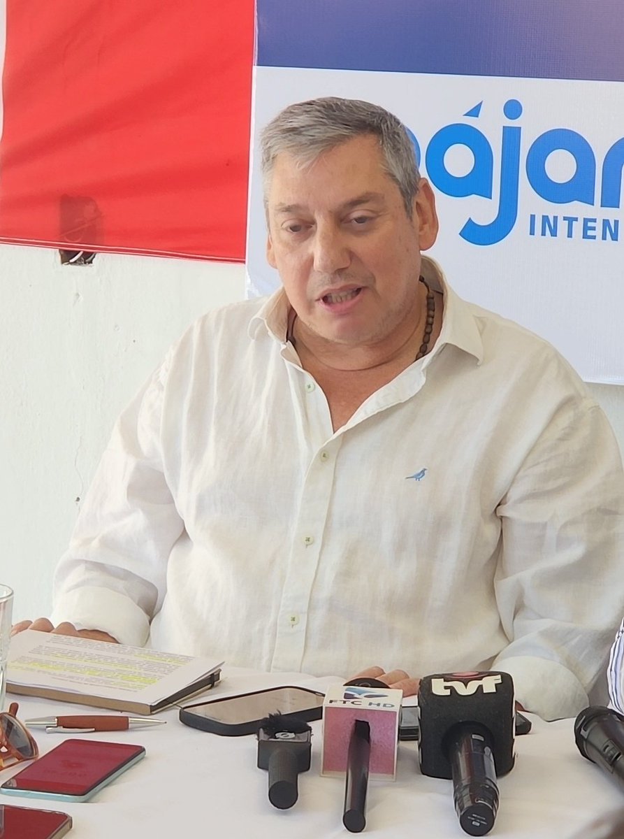 Tener la capacidad de escuchar. Reformular.  Hablar con todas las personas que quieran sumar. Que tengan ganas de trabajar por Florida es una virtud que <a href="/PajaroEnciso/">Carlos Enciso Christiansen</a> siempre ha sabido mantener. Además de reconocer las fortalezas de los adversarios.