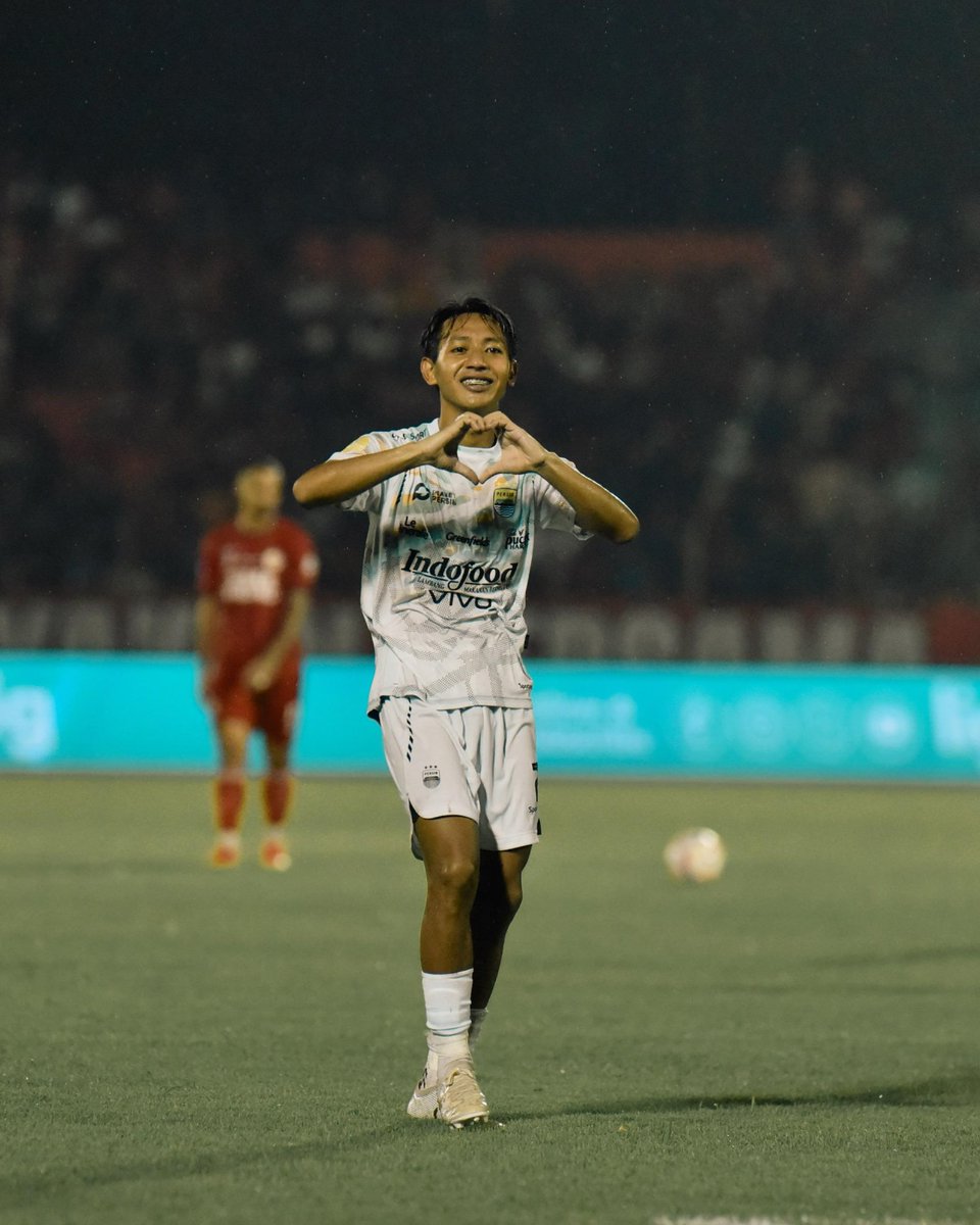 beckhamputran's tweet photo. ๐๐ ๐ฌ๐ญ๐ข๐ฅ๐ฅ ๐๐๐ฅ๐ข๐๐ฏ๐!๐ต
@persib
#E7AM #PERSIB https://t.co/e0jWtum1nt