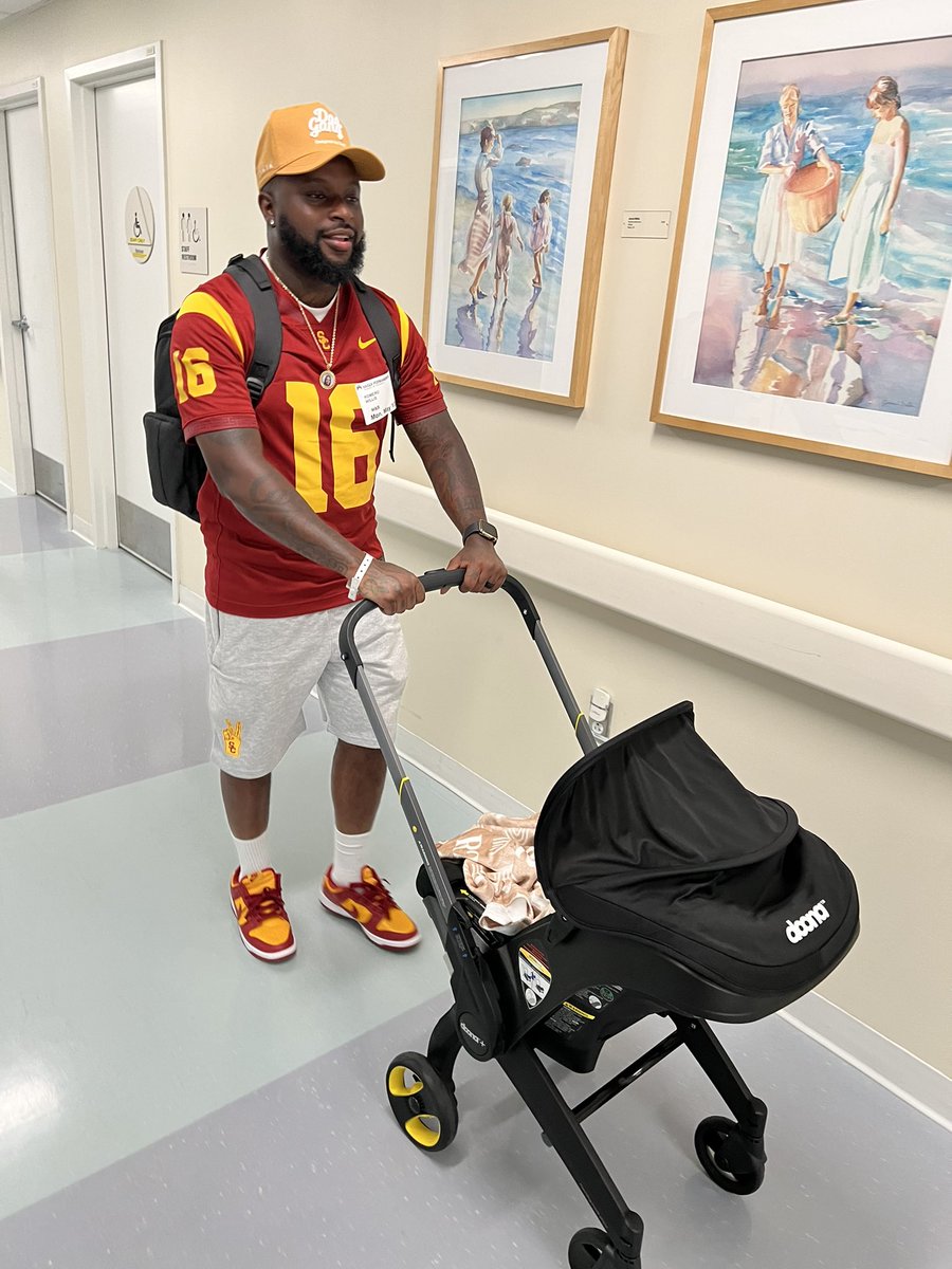 RomeroWestCoast's tweet image. The 916 Trojan himself. @ProphetPb 1️⃣6️⃣

#FightOn ✌🏿