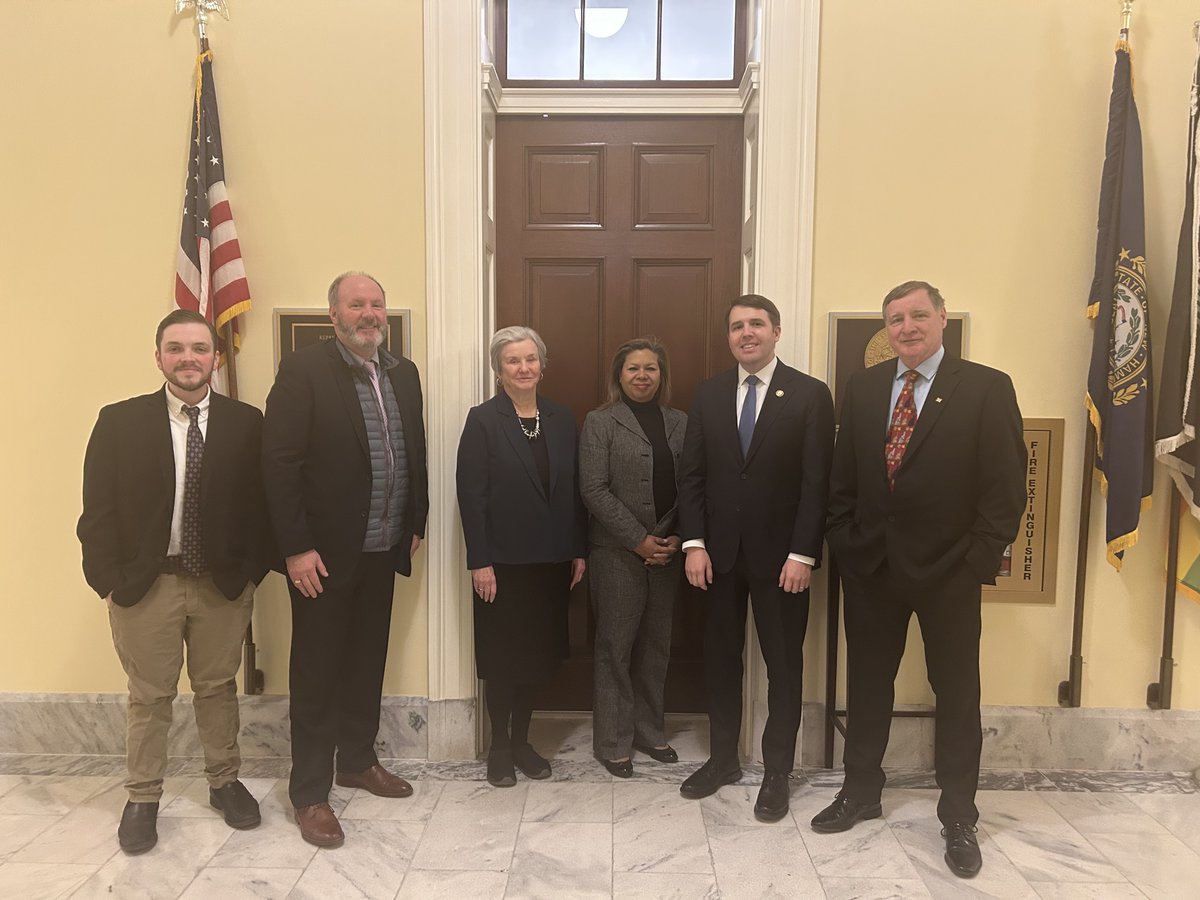 Rep. Chris Pappas tweet media