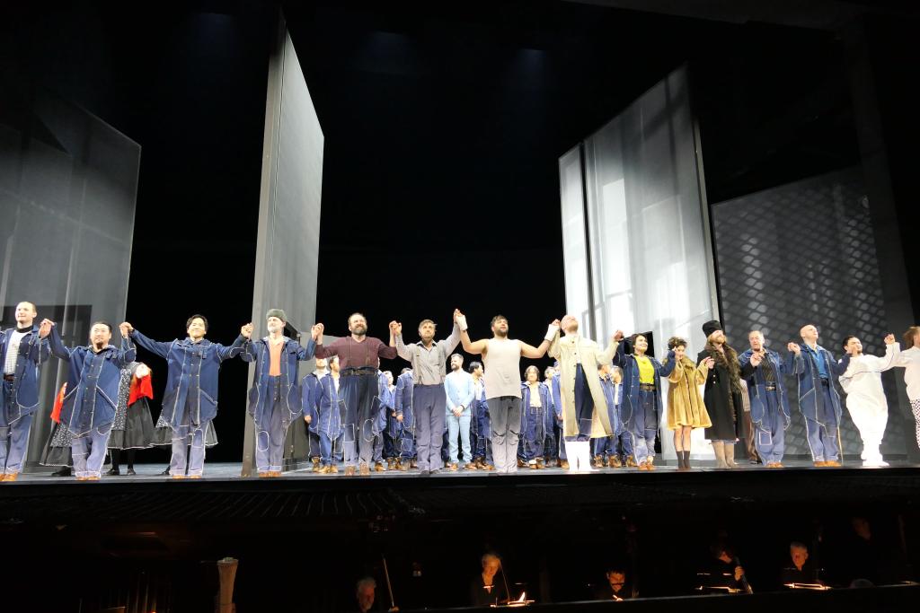 This weekend we performed the first revival of David Hermann's staging of From the House of the Dead at <a href="/operfrankfurt/">Oper Frankfurt</a>. It's almost seven years since the premiere but somehow despite this they still haven't managed to find me a shirt. 
Bravi tutti!
#AusEinemTotenhaus
#opera