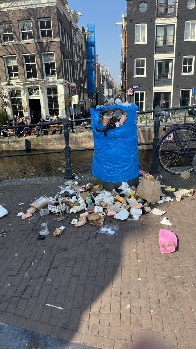 Dit heeft niets met bewoners te maken, wel met een falende wethouder.