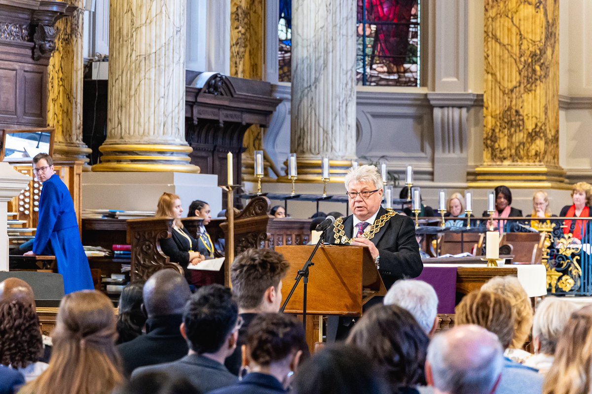 Lord Mayor of Birmingham (@brumlordmayor) on Twitter photo This morning, the <a href="/bhamcathedral/">Birmingham Cathedral</a> hosted a beautiful <a href="/commonwealthsec/">The Commonwealth</a> service ❤️
It was a pleasure to play a role in the proceedings and I thank all the esteemed guests and members of public for joining us in celebrating the day.
#CommonwealthDay2025 #Commonwealth #Birmingham This morning, the <a href="/bhamcathedral/">Birmingham Cathedral</a> hosted a beautiful <a href="/commonwealthsec/">The Commonwealth</a> service ❤️
It was a pleasure to play a role in the proceedings and I thank all the esteemed guests and members of public for joining us in celebrating the day.
#CommonwealthDay2025 #Commonwealth #Birmingham