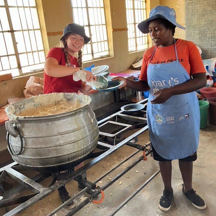 NhakaFoundation's tweet image. Program Summaries: Volunteering! Volunteers get hands-on experience in a variety of Zimbabwe-based projects and activities, all locally led and operated. By hoping on a volunteer team, you are providing encouragement, insight, and direct support to schools and their children!