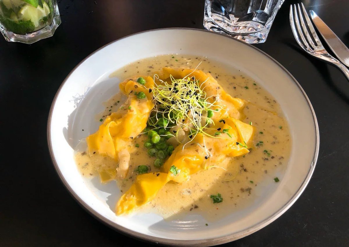 Design_maker21's tweet image. #Travel | Recommended restaurants

Recommended restaurants for a weekend in Saint-Malo
Hello, this is Chloé. Taking advantage of the bad weather in Paris, I came to Saint-Malo for a short vacation. In three days, I checked in almost all the cheap and delicious restaurants.