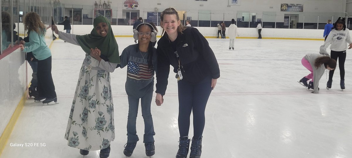 Mr.Pound tweet media