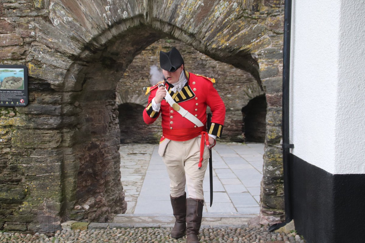 HenryWestGaming's tweet image. Nothing like a smoke of the ol' pipe!