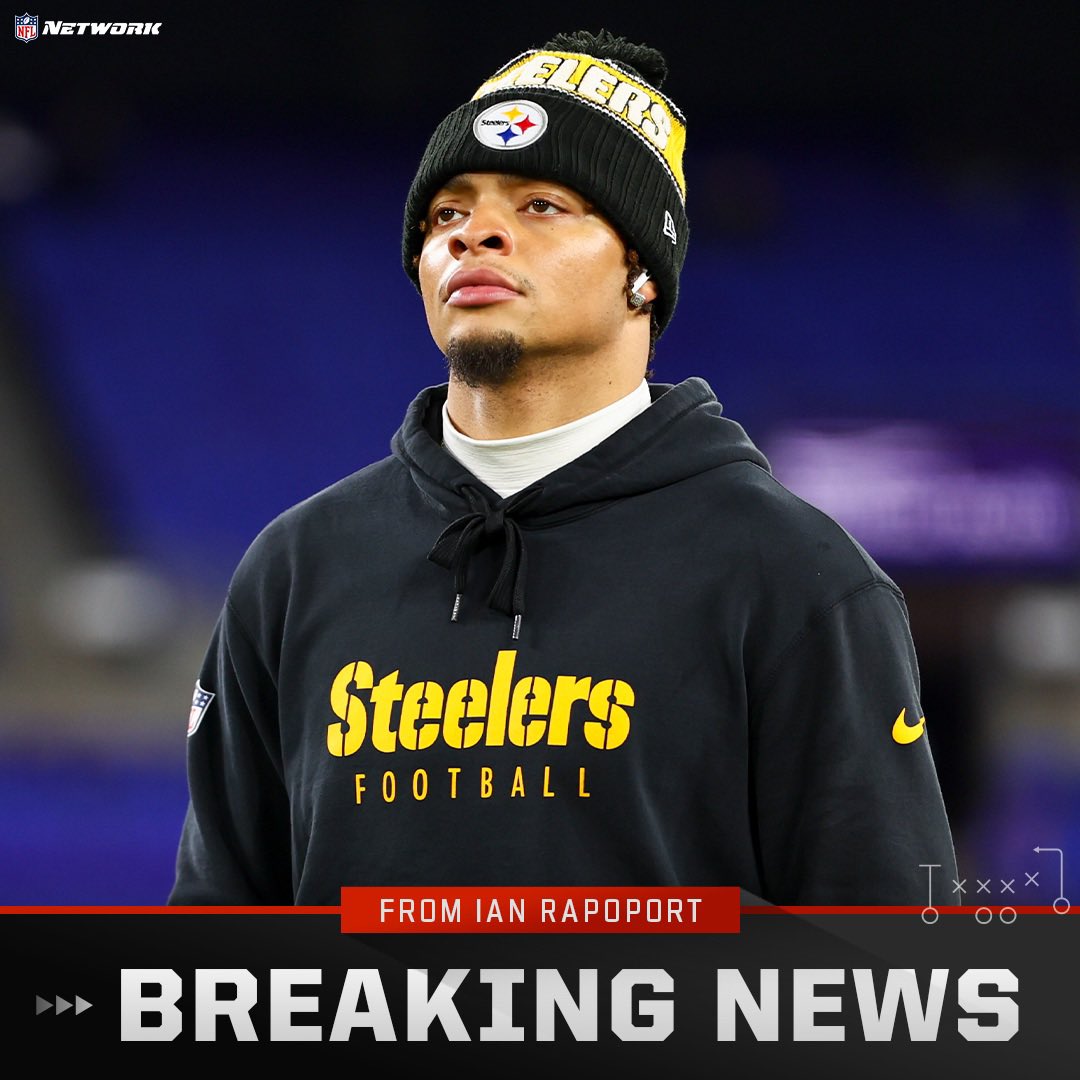 Ian Rapoport (@rapsheet) on Twitter photo 🚨 🚨 🚨
The #Jets are signing QB Justin Fields, per me and <a href="/TomPelissero/">Tom Pelissero</a>, as Gang Green gets a new starter. Fields says goodbye to Pittsburgh after 1 year.
He gets a 2-year deal worth $40M with $30M guaranteed in a deal done by <a href="/DavidMulugheta/">David Mulugheta</a> of <a href="/AthletesFirst/">Athletes First</a>. 🚨 🚨 🚨
The #Jets are signing QB Justin Fields, per me and <a href="/TomPelissero/">Tom Pelissero</a>, as Gang Green gets a new starter. Fields says goodbye to Pittsburgh after 1 year.
He gets a 2-year deal worth $40M with $30M guaranteed in a deal done by <a href="/DavidMulugheta/">David Mulugheta</a> of <a href="/AthletesFirst/">Athletes First</a>.