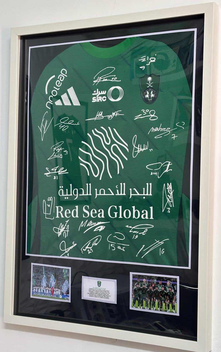 المزيد من النعم والله شكرا والله احرجتوني الله يسعدكم 💚💚💚