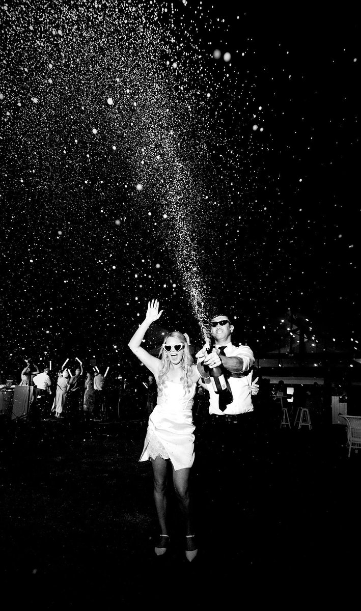 GrowerInsurance's tweet image. Married ✅