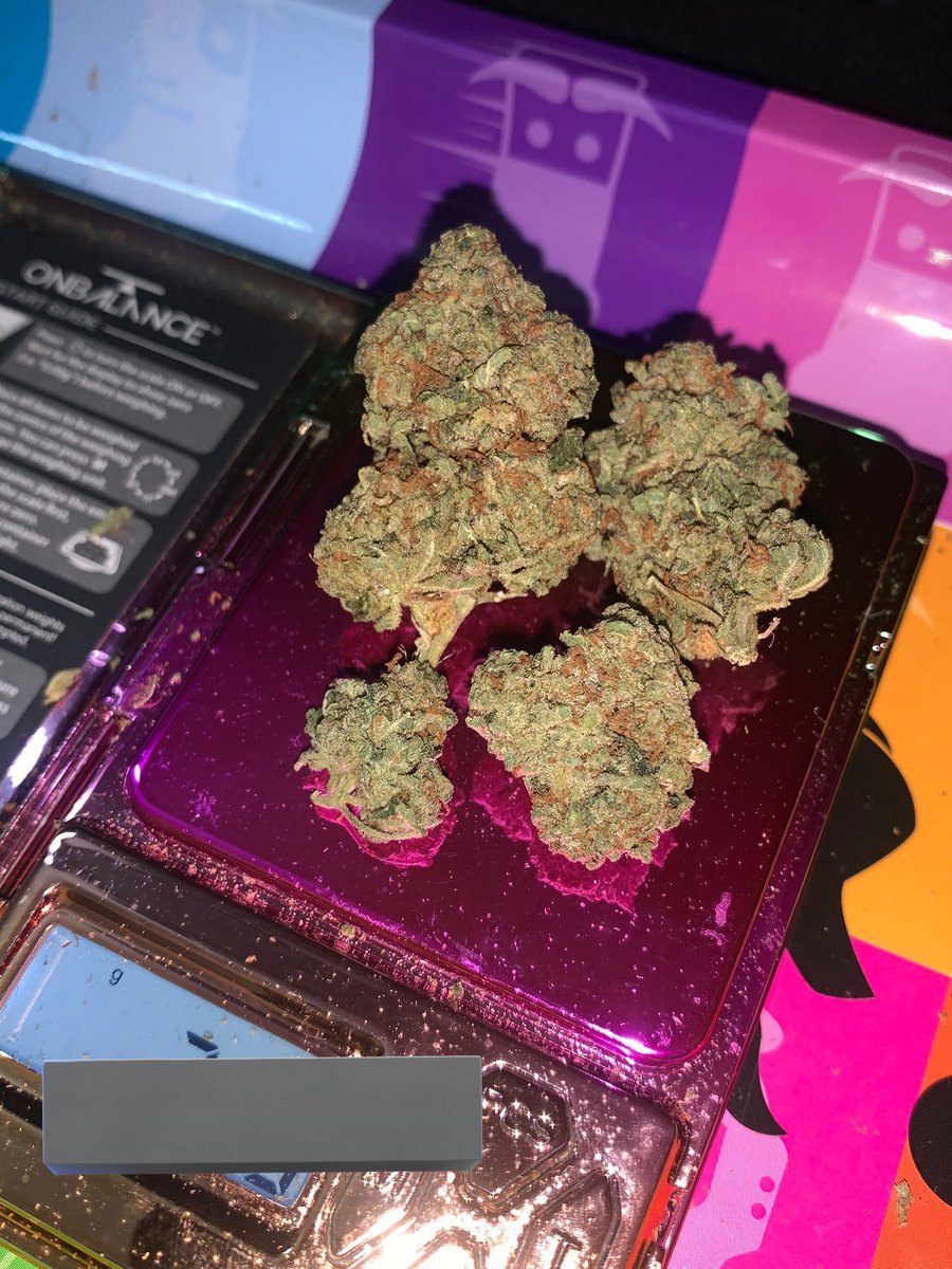 STONERS R US 🍃 tweet media