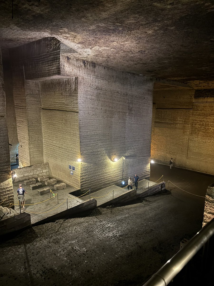 おはようございます☀

今日はウルトラマンティガ THE FINAL ODYSSEYの公開から25年…

というわけで去年、行ってきたルルイエの舞台になった大谷資料館の写真載せておきます。

マジでクトゥルフ神話の世界に来た感覚になれる場所だった。

#ウルトラマンティガ