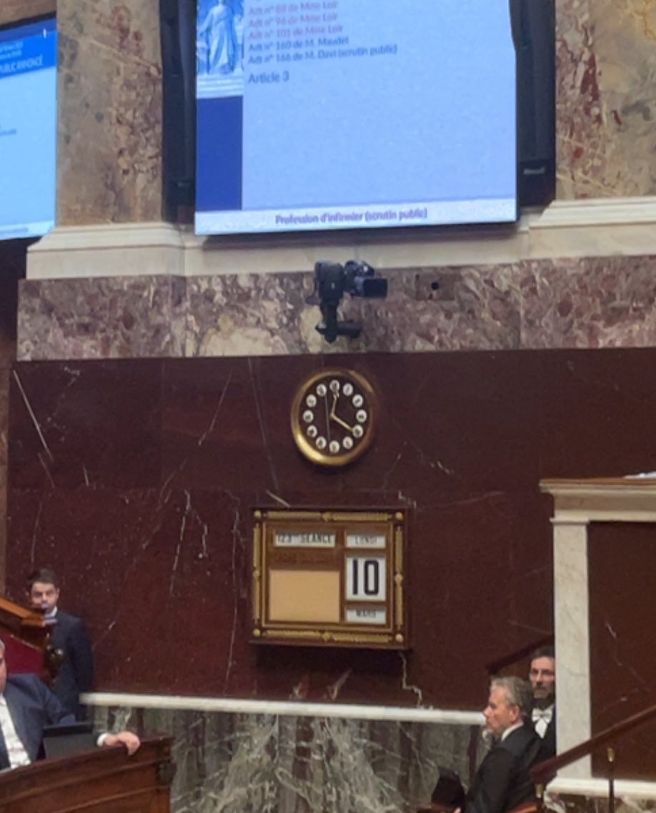 Cyrille IsaacSibille (@cisaacsibille) on Twitter photo Mardi 11 mars, minuit et 20 minutes du matin !
Nous travaillons toujours sur la loi pour les infirmiers … Mardi 11 mars, minuit et 20 minutes du matin !
Nous travaillons toujours sur la loi pour les infirmiers …