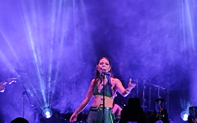 news_styled's tweet photo. ¡Dany Calvario triunfó en el Lunario!. 
Le acompañaron Any Ceballos, Griss Romero, Samantha Barrón y Emilia Vega en su primer show.
#danycalvario #danycalvariooficial #concierto #lunario #ocesa #rock #pophttps://styledlifenews.com/2025/03/09/dany-calvario-triunfo-en-el-lunario/ https://t.co/CKEEbGhovB
