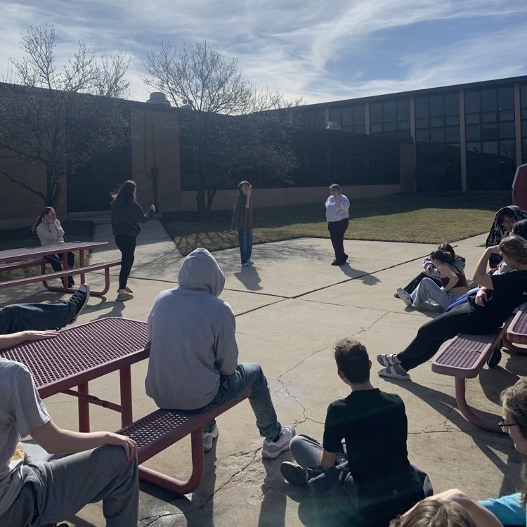 TinleyParkHigh's tweet photo. It was perfect weather to take Drama Rehearsal outside for some fun today! #TPTitanNation https://t.co/VlxNUhbvgd
