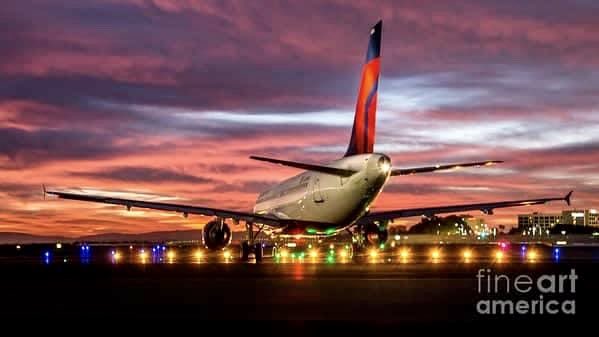 max747jp's tweet photo. 毎週水曜日の　「夜間飛行」✈︎  @ひきだし
　3月12日(水) 19:00〜　営業いたします。

ご搭乗をお待ちしています。👨‍✈️💁‍♂️
皆さまと「夜間飛行」✈︎な会話を楽しみにしております。

陽気な話題を喋り続きますので、ぜひご来店ください！🛫

スナック「ひきだし」
　赤坂見附駅　徒歩2分
　赤坂扇やビル5階　港区赤坂3-9-4

ライフ・トラベラー
SHIMIZU, Max Akihiko

#夜間飛行 #元客室乗務員 #スナック #CA #客室乗務員 #航空機マニア