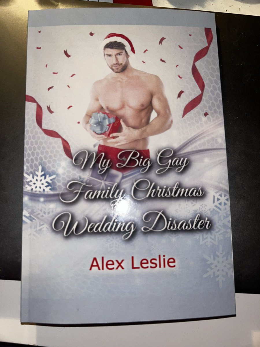 alexleslie's tweet photo. NEW BLOG POST: PAPERBACK RELEASE My Big Gay Family Christmas Wedding Disaster (The Nolan Family Book 2) https://t.co/RqTFCFSNO1 https://t.co/GEUBCLSf0K