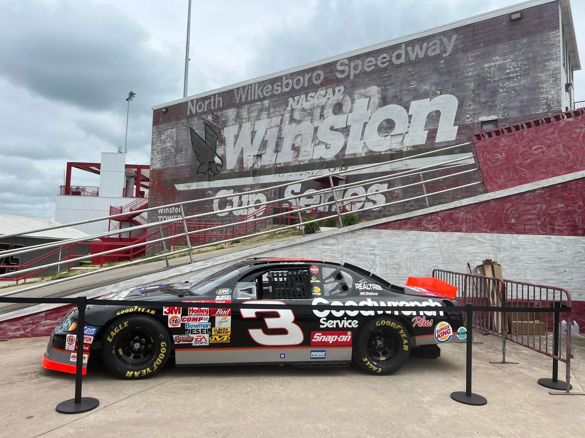 jbird388's tweet photo. @NWBSpeedway @NASCARNation https://t.co/bjUQJwLZ1C