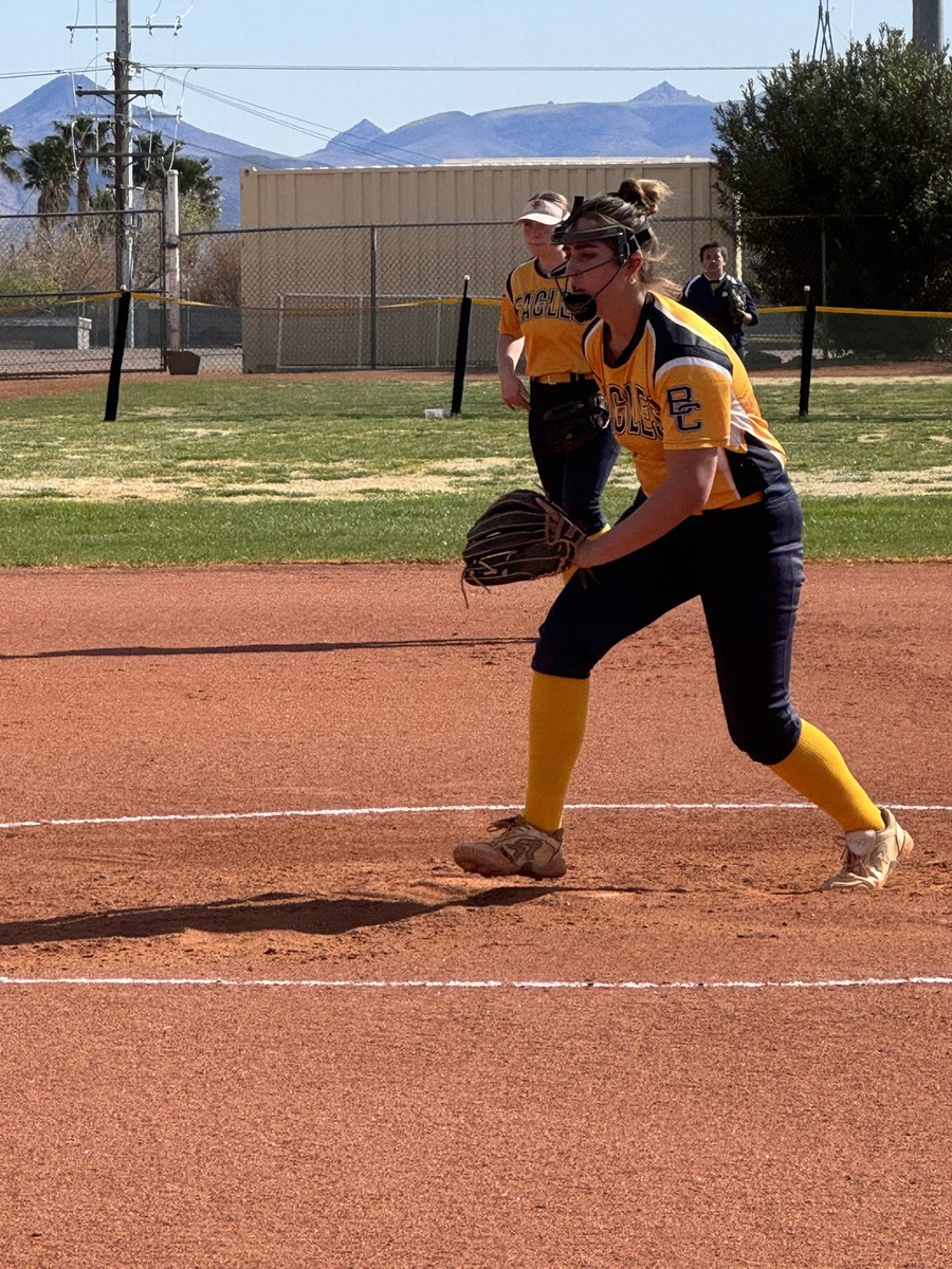 boulder_hs's tweet photo. Varsity Softball 🥎 with the win over Mater East. #bchs41 #bchssoftball https://t.co/MFOgCfKIJp