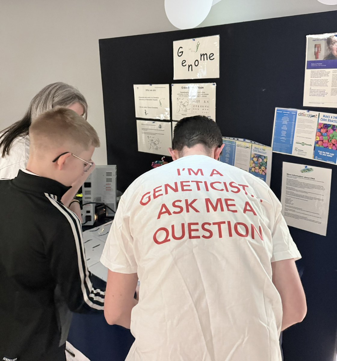 Thank you to the team <a href="/DundeeSciCentre/">DundeeScienceCentre</a> for hosting an incredible start to healthcare science week and to the fantastic team at <a href="/NHSTayside/">NHS Tayside</a> for organising the event and for sharing their passion for healthcare science with the next generation!
#HCSWeek2025 #HCSWeekScot