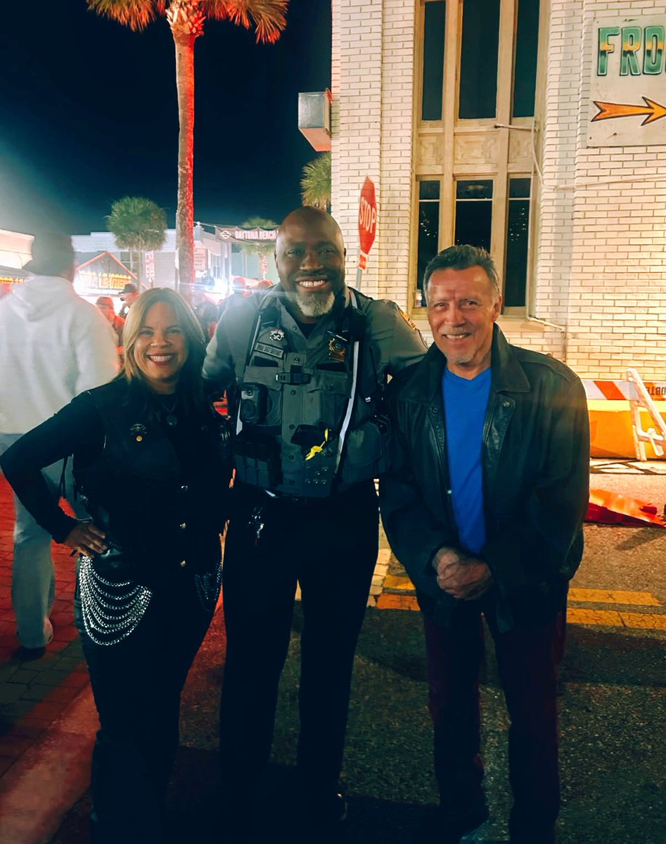 Mike G. Bryant Jr tweet media