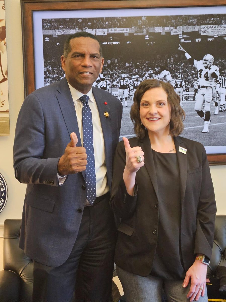 teachplusar's tweet image. @teachplusar Policy Fellow Amanda Dunn recently took teacher leadership to the national stage! As a member of the @teachplus National Teacher Policy Cabinet, she traveled to Washington, D.C. and described the experience as eye-opening and impactful.
#TeacherLeadership #TeachPlus