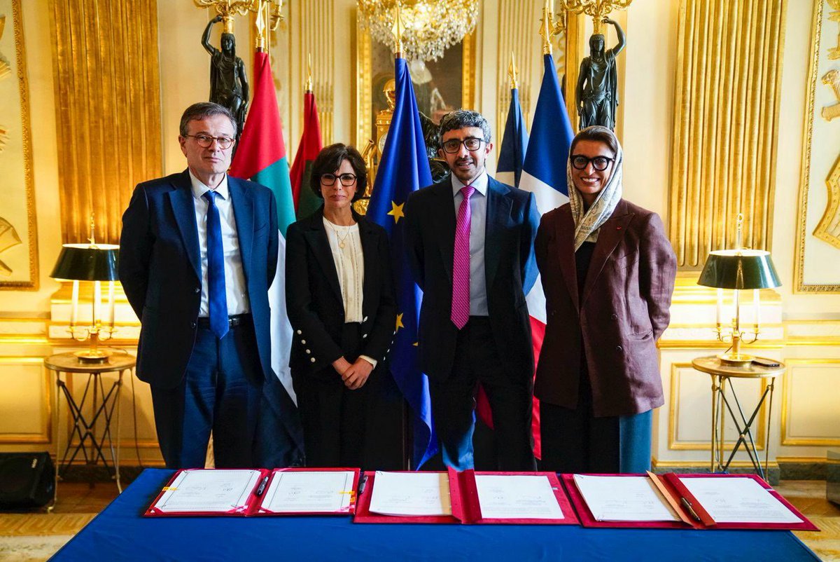 🇫🇷🇦🇪 La culture est au coeur du partenariat stratégique qui lie la France et les Emirats arabes unis. Le succès du @louvreAbuDhabi en est la démonstration éclatante. 

Mes échanges ce jour avec Son Altesse Abdullah bin Zayed, Ministre des Affaires étrangères des Émirats arabes