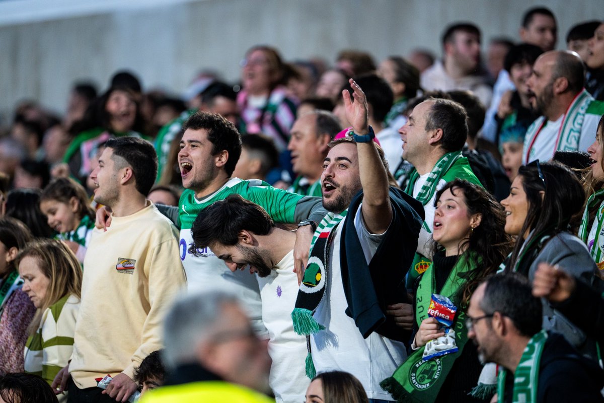 realracingclub's tweet photo. ‼️ ¡1.830 entradas vendidas para el #RacingTenerife! ¿No seremos capaces de firmar otro no hay billetes, verdad? 🤔

🟢 Entradas disponibles online (https://t.co/MPTfGMvLVK) y en las taquillas de El Sadinero (10:00 a 20:00)

#SomosRacing | #LaLigaHypermotion https://t.co/kQJxJGPO3W