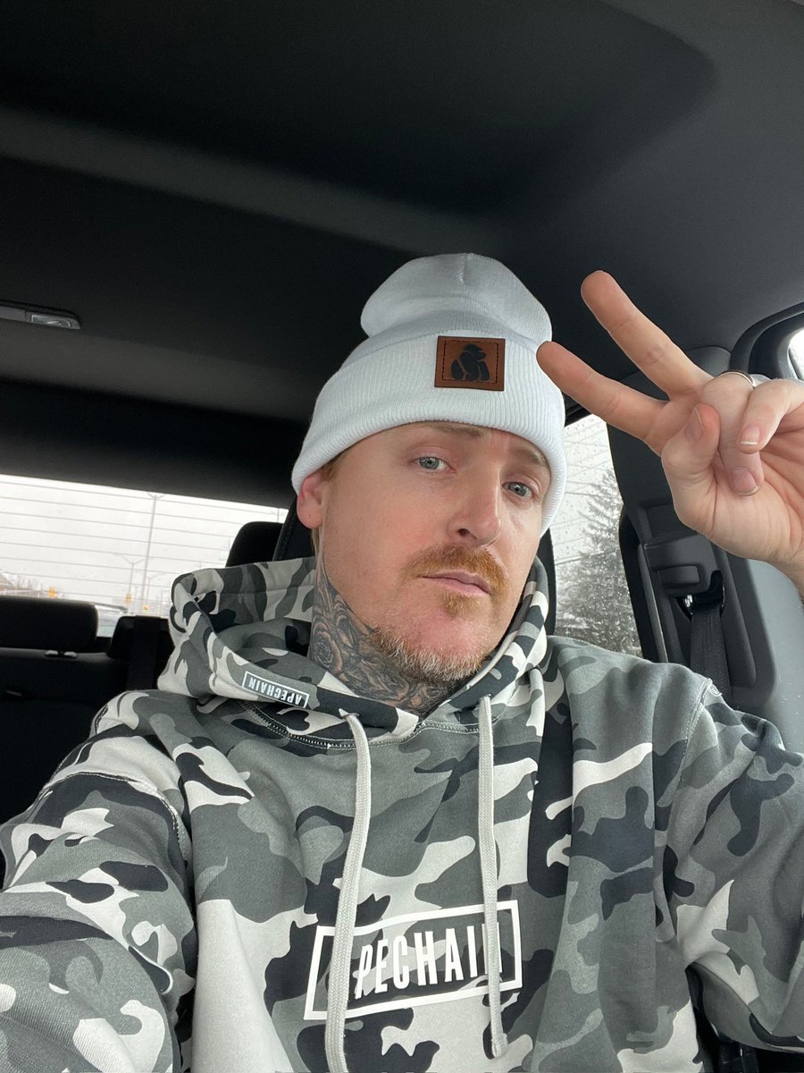 Bryan Vee tweet media