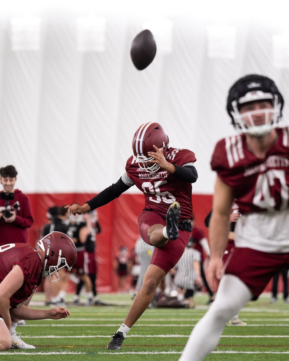 UMass Football tweet media